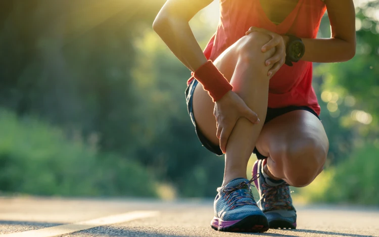 Kneeling Man feeling pain in the knee